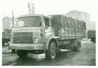 El primer camión que conduciría Boixadera, en 1961.